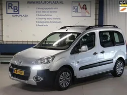 Grijs Gebruikt 2014 Peugeot Partner Tepee Active MPV | € 6.950 (Iets duurder)