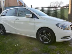 Wit Gebruikt 2012 Mercedes B180 Ambition MPV | € 5.855 (Eerlijke prijs)