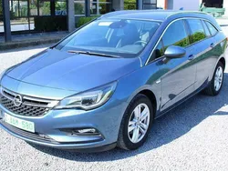 Blauw Gebruikt 2017 Opel Astra Stationwagen | € 13.500 (Duur)