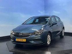 Blauw Gebruikt 2016 Opel Astra Edition Hatchback | € 7.950 (Eerlijke prijs)