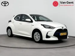 Wit Gebruikt 2021 Toyota Yaris Active Hatchback | € 19.999 (Eerlijke prijs)