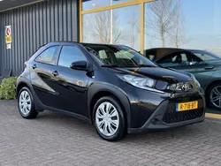 Hatchback Gebruikt 2022 Toyota Aygo Play Hatchback | € 15.450 (Eerlijke prijs)