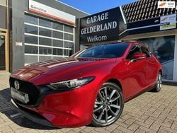 Rood Gebruikt 2020 Mazda 3 Hatchback | € 19.999 (Super prijs)