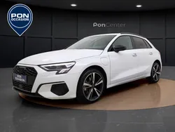 Wit Gebruikt 2024 Audi A3 Sportback e-tron Advanced Sedan | € 37.950 (Eerlijke prijs)