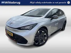 Grijs Gebruikt 2024 Cupra Born Hatchback | € 28.950 (Eerlijke prijs)