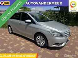 Grijs Gebruikt 2013 Mercedes B180 Ambition MPV | € 10.940 (Eerlijke prijs)