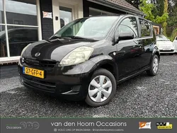 Zwart Gebruikt 2008 Daihatsu Sirion Hatchback | € 1.999 (Goede deal)