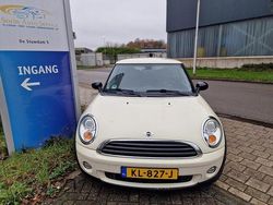 Wit Gebruikt 2009 Mini ONE Pepper Hatchback | € 5.999 (Iets duurder)