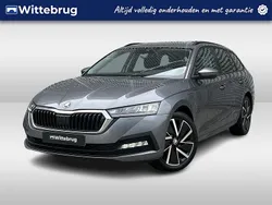 Grijs Gebruikt 2022 Skoda Octavia Business Line Stationwagen | € 27.450 (Goede deal)
