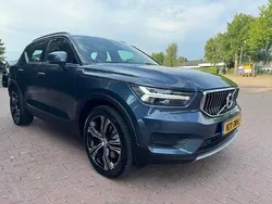 Grijs Gebruikt 2022 Volvo XC40 Inscription SUV | € 25.900 (Goede deal)