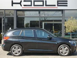 Zwart Gebruikt 2021 BMW X1 Executive SUV | € 27.480 (Eerlijke prijs)