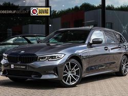 Grijs Gebruikt 2022 BMW 330e Stationwagen | € 29.900 (Eerlijke prijs)