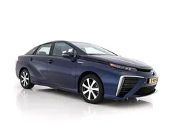 Force blue (blauw metallic) Gebruikt 2017 Toyota Mirai Comfort Sedan | € 18.945