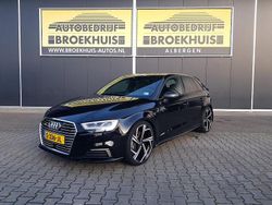 Zwart (metallic) Gebruikt 2020 Audi A3 Sportback e-tron S-Line Hatchback | € 10.800