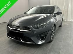 Grijs Gebruikt 2022 Kia Ceed Hatchback | € 25.750 (Duur)