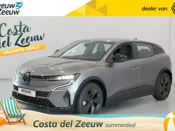 Gris schiste kqg (licht grijs) Nieuw 2024 Renault Mégane Evolution Hatchback | € 36.355 (Eerlijke prijs)