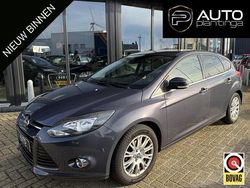 Grijs Gebruikt 2013 Ford Focus Titanium Hatchback | € 5.445 (Eerlijke prijs)