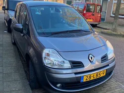 Grijs Gebruikt 2010 Renault Modus Exception MPV | € 7.999