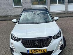 Wit Gebruikt 2021 Peugeot 2008 Allure SUV | € 18.900 (Goede deal)