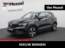 Zwart Gebruikt 2022 Volvo XC40 Core SUV | € 28.400
