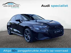Zwart Gebruikt 2022 Audi A3 Sportback e-tron S-Line Sedan | € 31.900 (Eerlijke prijs)