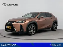 Bruin Gebruikt 2024 Lexus UX 300h Sport Design Packet SUV | € 51.945