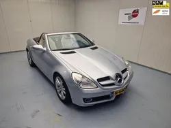 Grijs Gebruikt 2008 Mercedes SLK200 Cabriolet | € 9.740 (Goede deal)