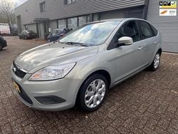 Groen Gebruikt 2010 Ford Focus Hatchback | € 1.450 (Goede deal)