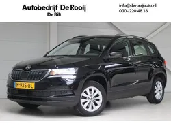 Zwart, metallic lak Gebruikt 2020 Skoda Karoq Ambition SUV | € 17.950 (Eerlijke prijs)