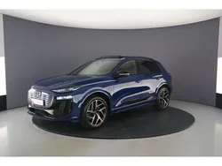 Ascariblauw Gebruikt 2024 Audi SQ6 e-tron Advanced SUV | € 86.900