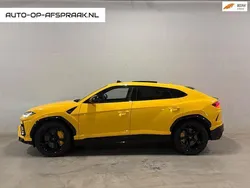 Geel Gebruikt 2019 Lamborghini Urus SUV | € 209.444