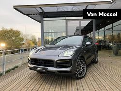 Grijs (metallic) Gebruikt 2022 Porsche Cayenne SUV | € 79.900 (Goede deal)