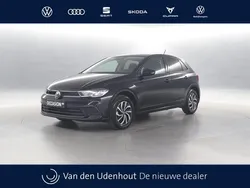 Zwart Gebruikt 2024 VW Polo Edition Hatchback | € 22.950 (Eerlijke prijs)
