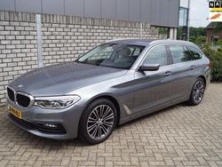 Grijs, metallic lak Gebruikt 2020 BMW 520 Executive Stationwagen | € 32.850 (Eerlijke prijs)