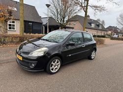 Gebruikt 2006 Renault Clio R.S. Hatchback | € 1.750 (Eerlijke prijs)