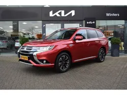 Rood Gebruikt 2015 Mitsubishi Outlander Instyle SUV | € 19.955 (Duur)