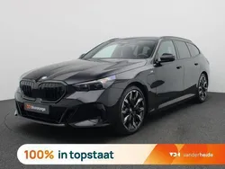 Zwart, metallic lak Nieuw 2025 BMW 530e M Sport Stationwagen | € 83.900 (Duur)