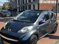 Grijs Gebruikt 2011 Peugeot 107 Sportium Hatchback | € 2.950 (Goede deal)