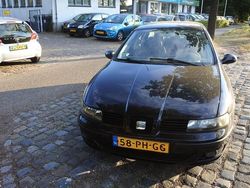 Zwart Gebruikt 2004 Seat Toledo Sedan | € 475 (Eerlijke prijs)