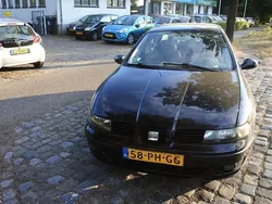 Zwart Gebruikt 2004 Seat Toledo Sedan | € 475 (Super prijs)