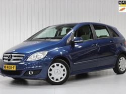 Blauw Gebruikt 2011 Mercedes B180 Business MPV | € 2.950 (Eerlijke prijs)