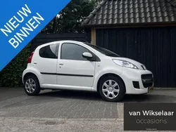 Wit Gebruikt 2011 Peugeot 107 Hatchback | € 4.295 (Eerlijke prijs)