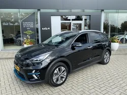 Zwart Gebruikt 2019 Kia e-Niro 2 SUV | € 20.945