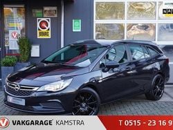 Zwart Gebruikt 2016 Opel Astra Edition Stationwagen | € 7.850 (Goede deal)