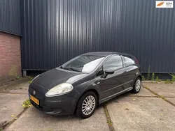 Grijs Gebruikt 2011 Fiat Grande Punto Hatchback | € 1.199 (Goede deal)