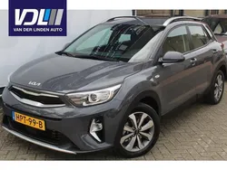 Grijs Gebruikt 2022 Kia Stonic SUV | € 22.250 (Eerlijke prijs)