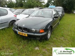 Groen Gebruikt 1999 BMW 528 Comfort Edition Sedan | € 1.950
