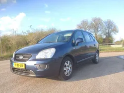 Blauw Gebruikt 2007 Kia Carens MPV | € 1.599 (Goede deal)