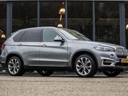 Grijs (metallic) Gebruikt 2017 BMW X5 iPerformance SUV | € 29.950 (Eerlijke prijs)
