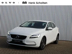 Wit Gebruikt 2019 Volvo V40 Momentum Stationwagen | € 21.950 (Iets duurder)